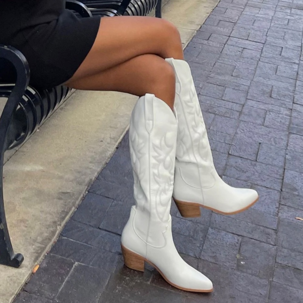Bellini Tall Knee High White Western Boots Size 9